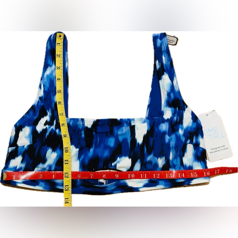 Time and Tru Blue and White Keyhole Swimsuit Top - Picture 4 of 10